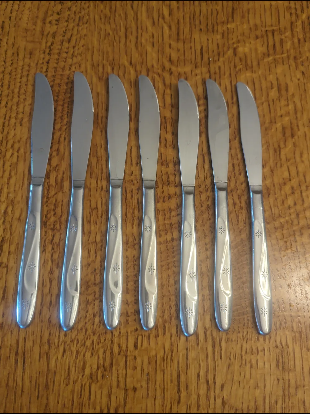 7 - Vintage AMERICANA STAR Stainless Table Knives By International Silver